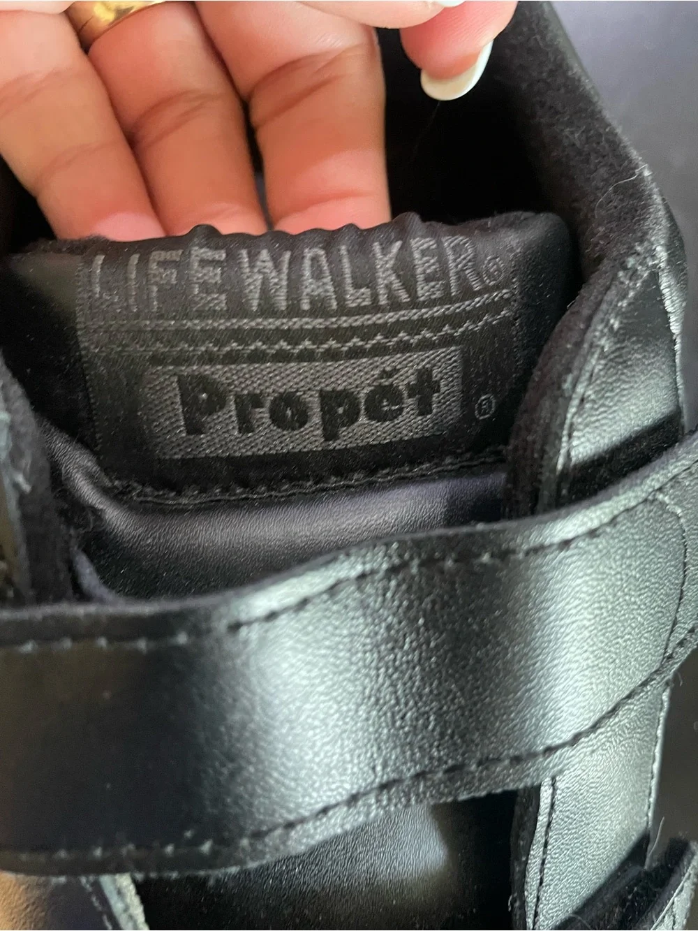 Propet Mens Sz 15 Black Leather Walking Shoes Life Walker Strap sneakers work